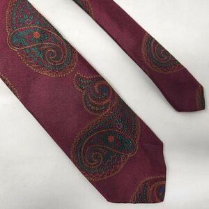 ROBERT TALBOTT NORDSTROM SILK TIE RED GREEN GOLD PAISLEY PATTERN 3"